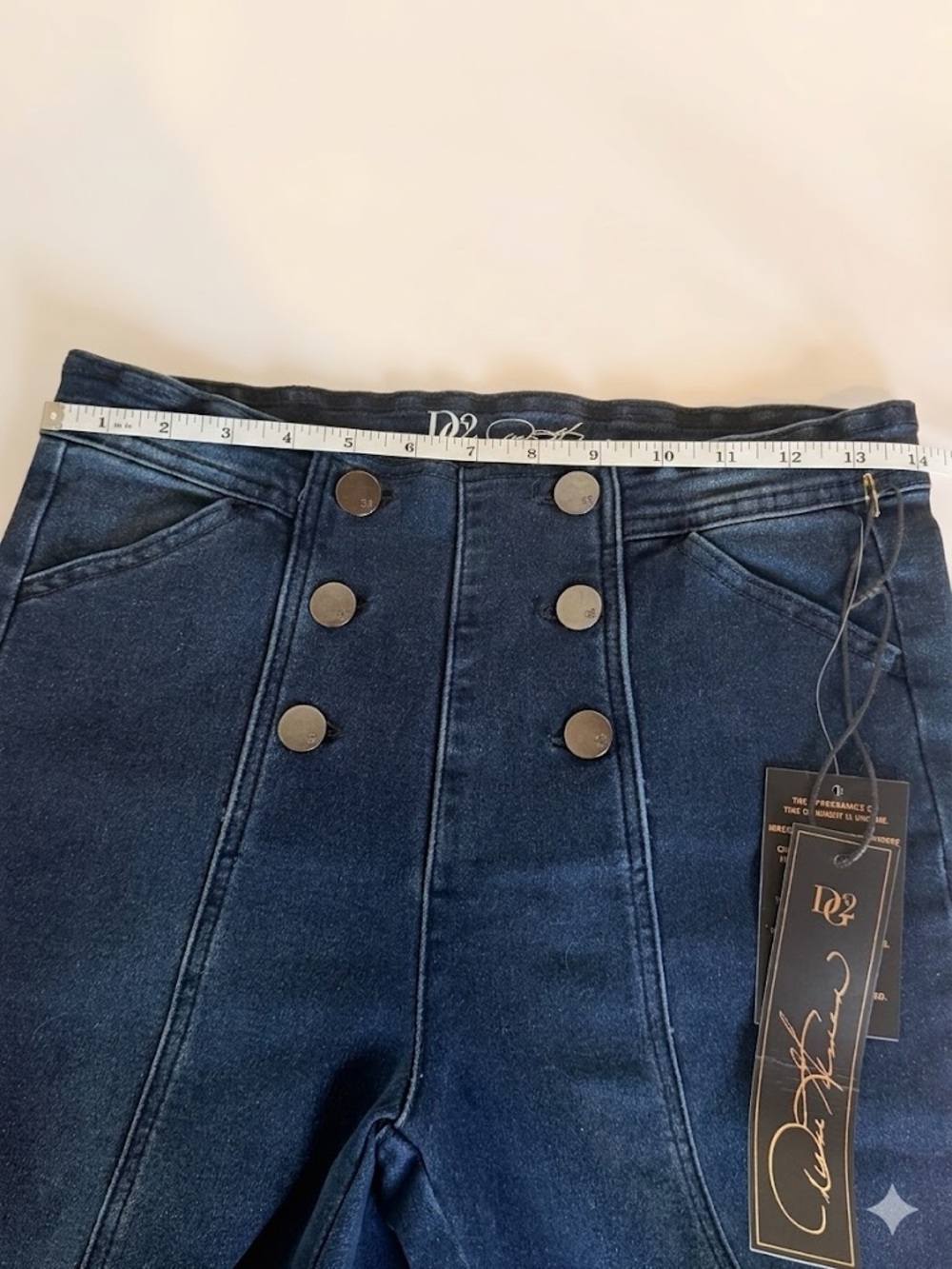NWT DG2 Diane Gilman Nautical Button Front Denim Bermuda Shorts - Small - Picture 2 of 7